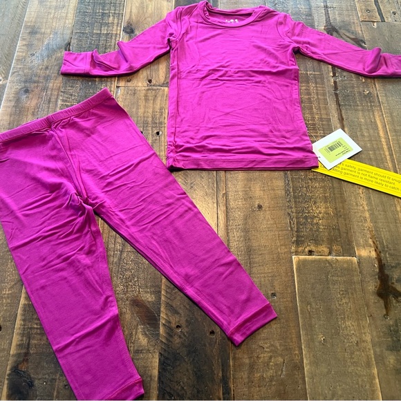 Kickee Pants size 2T solid orchid long sleeve pajamas new - Picture 2 of 4
